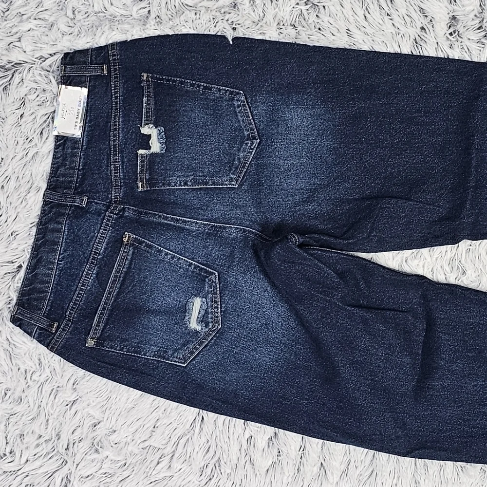 TINSELTOWN | 90's BABY HIGH-RISE BOOTCUT DISTRESSED JEANS \\ SIZE 9…